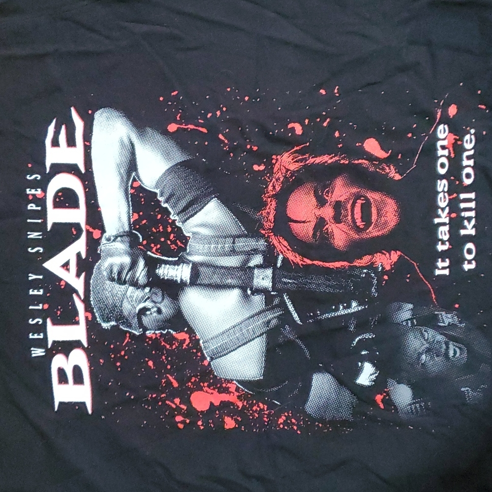 Graveyard Goods Blade t-shirt size Large